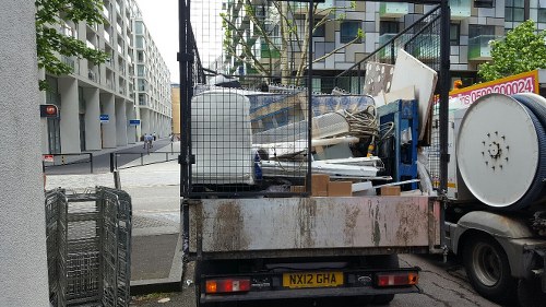 Professional team conducting home clearance in Kentishtown